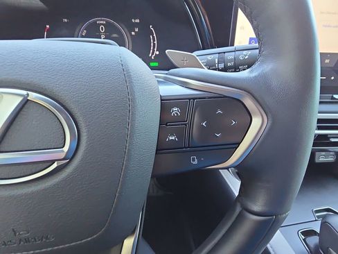 Used 2024 Lexus RX 350 w/ Convenience Package image 18