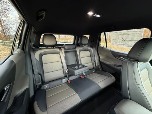 New 2026 Chevrolet Equinox LT image 26