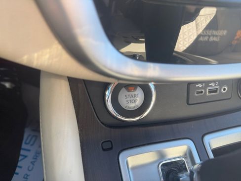 Used 2019 Nissan Murano Platinum image 24