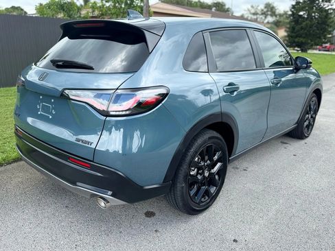Used 2025 Honda HR-V Sport image 8