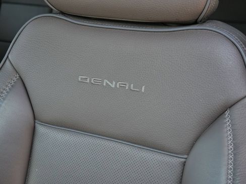 Used 2023 GMC Yukon Denali w/ Max Trailering Package AWD/4WD image 47