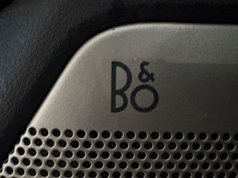 Used 2021 Ford F150 Lariat image 9