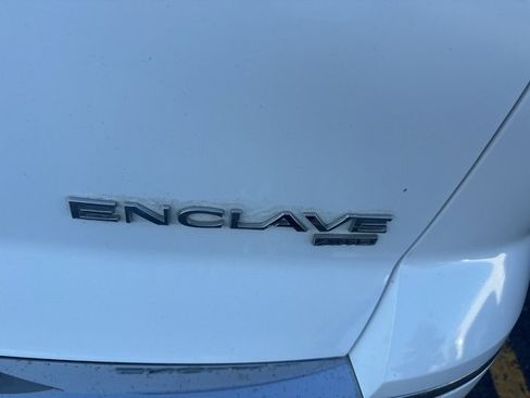 Used 2017 Buick Enclave Leather image 5