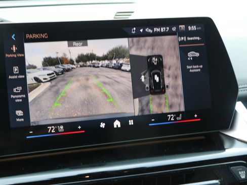 Certified 2025 BMW X1 xDrive28i w/ Technology Package image 21