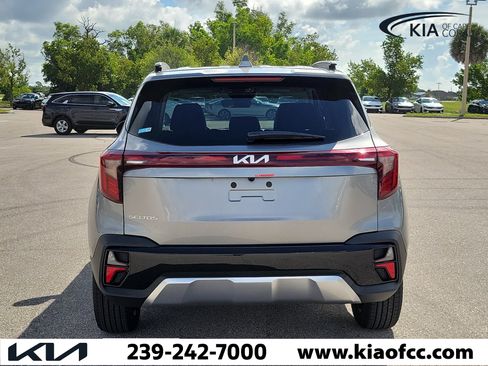 New 2026 Kia Seltos S FWD image 5