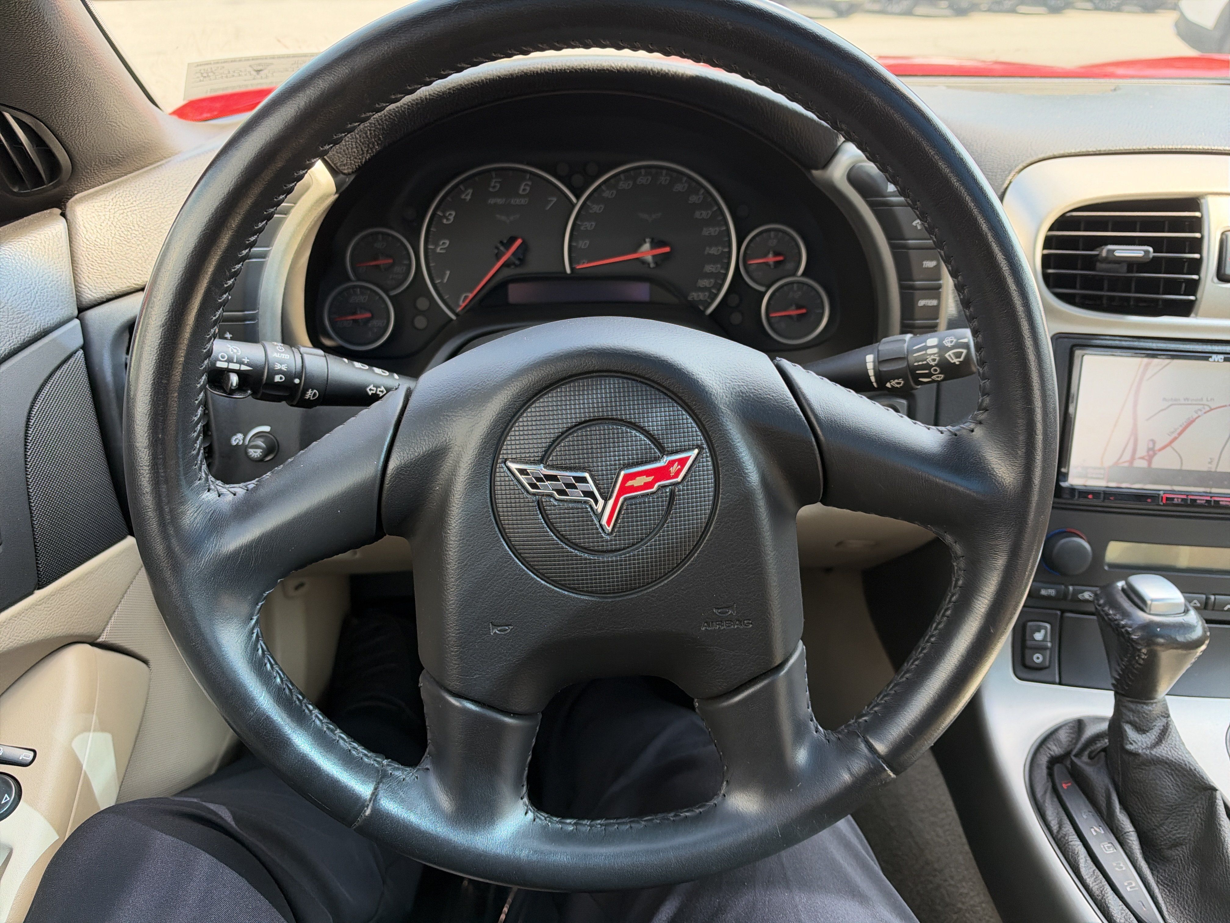 Used 2005 Chevrolet Corvette Coupe w/ Preferred Equipment Group RWD image 17
