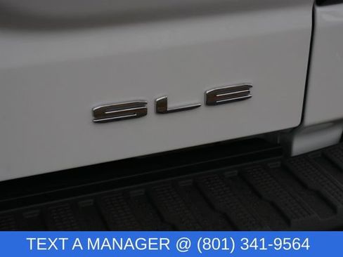 New 2026 GMC Sierra 1500 SLE image 8