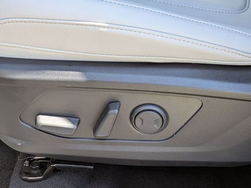 New 2025 Hyundai Tucson SEL image 16