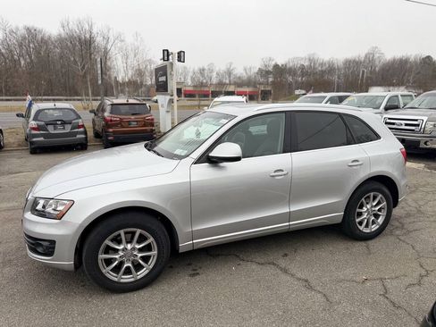Used 2011 Audi Q5 2.0T Premium AWD/4WD image 5