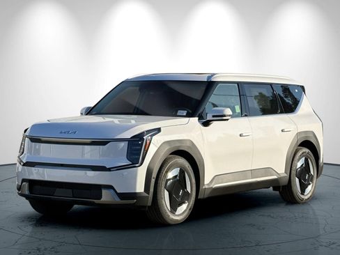 New 2026 Kia EV9 Wind image 8