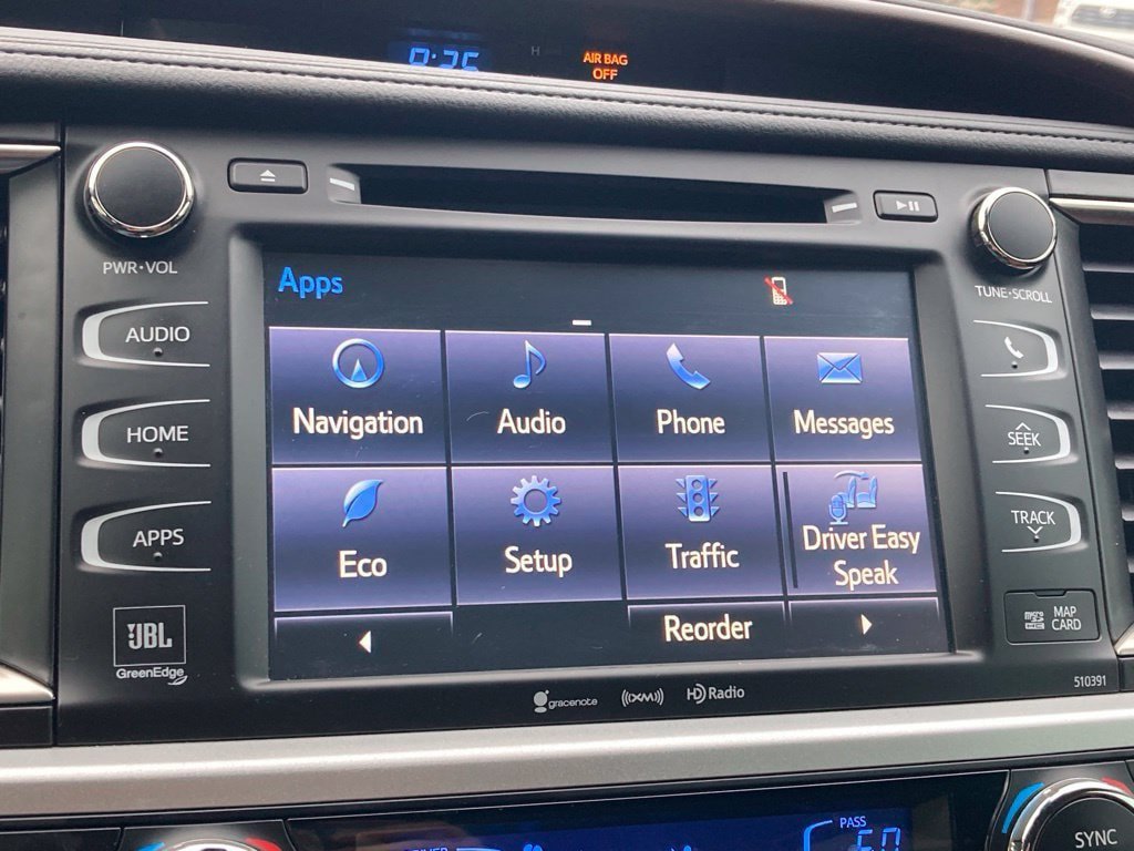Used 2019 Toyota Highlander Limited FWD image 21