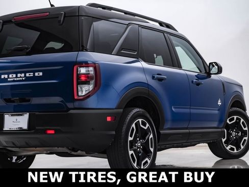 Used 2024 Ford Bronco Sport Outer Banks image 10