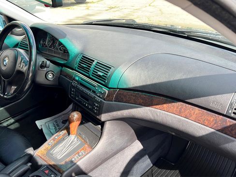 Used 2001 BMW 330i Sedan image 9