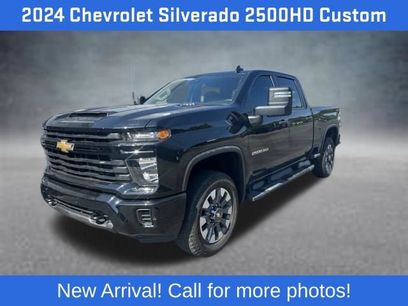 Used 2024 Chevrolet Silverado 2500 Custom w/ Custom Value Package