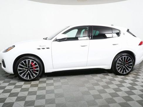 Used 2023 Maserati Grecale Modena image 35