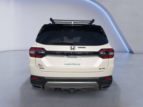 New 2026 Honda Pilot Elite image 4