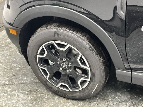 New 2025 Ford Bronco Sport Outer Banks w/ Outer Banks Tech Package+ AWD/4WD image 34