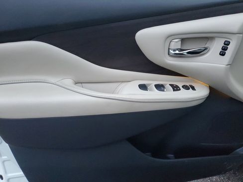 Used 2020 Nissan Murano Platinum image 21