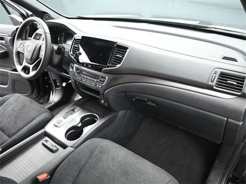 Used 2022 Honda Pilot Sport image 43