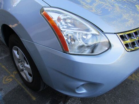Used 2013 Nissan Rogue S AWD/4WD image 23