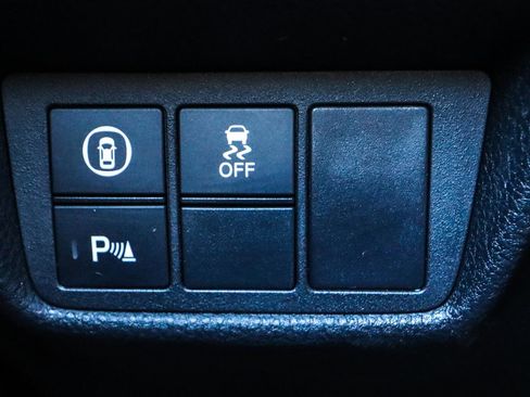 Used 2018 Honda Accord Touring image 37