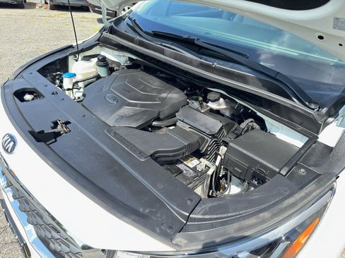 Used 2019 Kia Sedona L FWD image 79