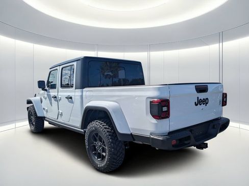 New 2026 Jeep Gladiator Sport AWD/4WD image 6