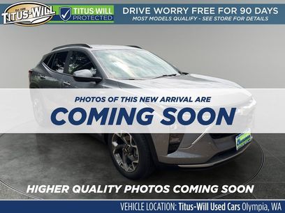 Used 2024 Chevrolet Trax LT w/ Sunroof Package