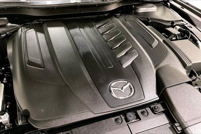Used 2025 MAZDA CX-90 3.3 Turbo w/ Preferred Package AWD/4WD image 32