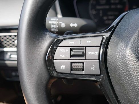 Used 2025 Honda Civic Sport image 15