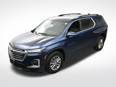 Used 2023 Chevrolet Traverse LT AWD/4WD image 17