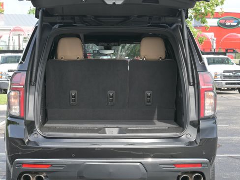 Used 2021 Chevrolet Tahoe Premier w/ Premium Package RWD image 37