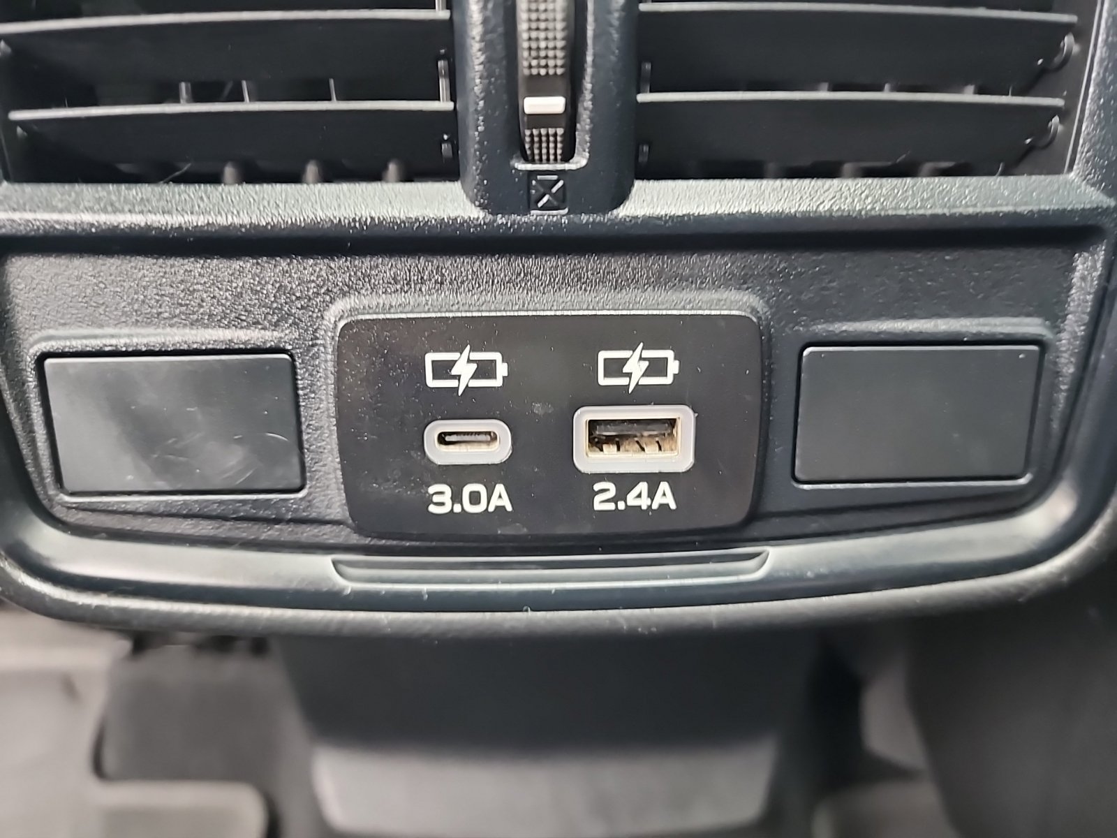 Used 2025 Subaru Forester Premium AWD/4WD image 26