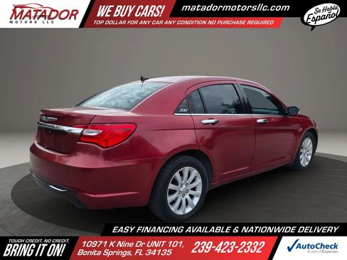 Used 2013 Chrysler 200 Limited FWD image 5