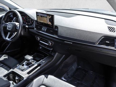 Used 2023 Audi Q5 2.0T Premium Plus w/ Premium Plus Package AWD/4WD image 25