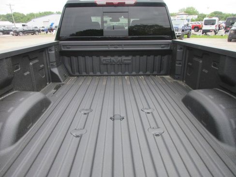 New 2026 GMC Sierra 3500 SLE w/ SLE Value Package AWD/4WD image 7