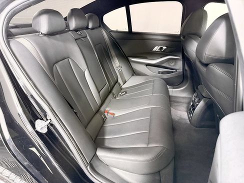Used 2019 BMW 330i Sedan w/ Convenience Package RWD image 46