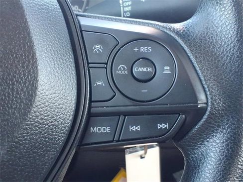 Used 2024 Toyota Corolla LE image 23