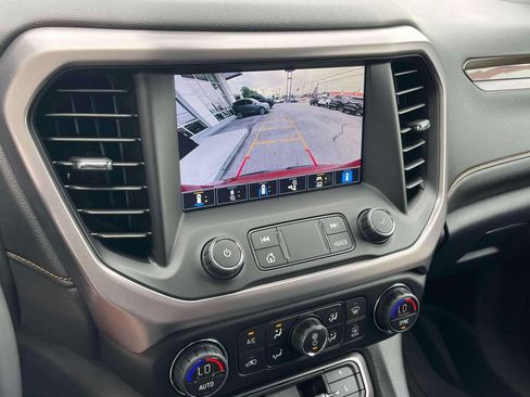 Certified 2021 GMC Acadia AT4 w/ Technology Package AWD/4WD image 34