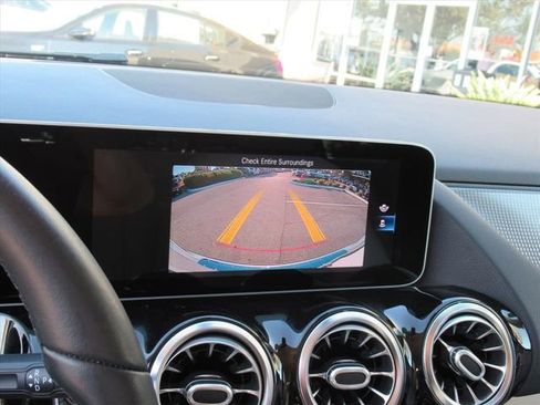 Used 2021 Mercedes-Benz GLA 250 image 22