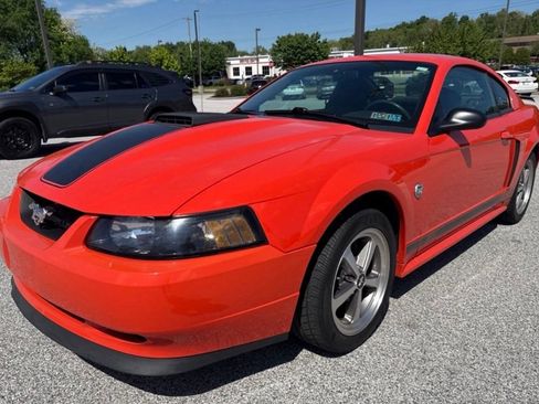 Used 2004 Ford Mustang Mach 1 RWD image 7