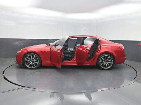 Used 2019 Maserati Ghibli S GranSport RWD image 35