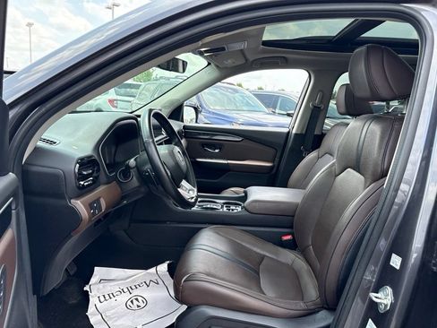 Used 2025 Honda Pilot Elite image 17
