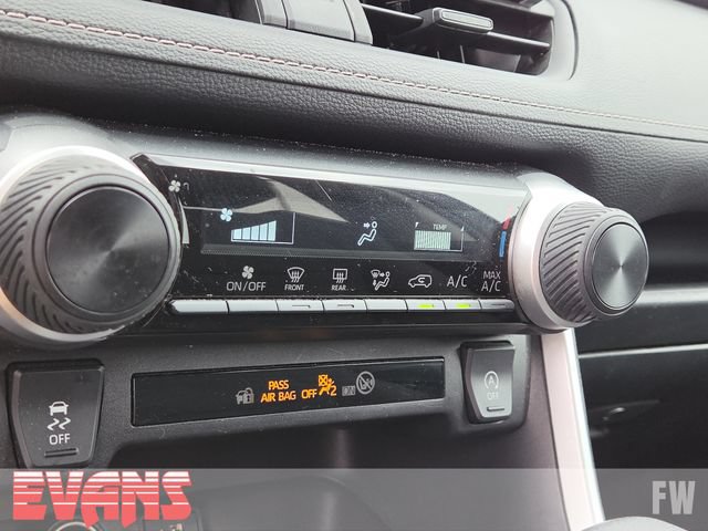 Certified 2025 Toyota RAV4 LE AWD/4WD image 8