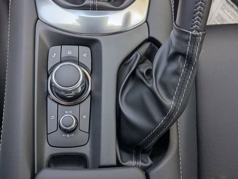 New 2026 MAZDA MX-5 Miata RF Grand Touring RWD image 18
