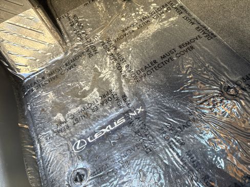 Used 2025 Lexus NX 350 350 Premium image 17