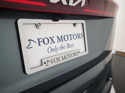 Certified 2024 Kia Carnival SX image 38