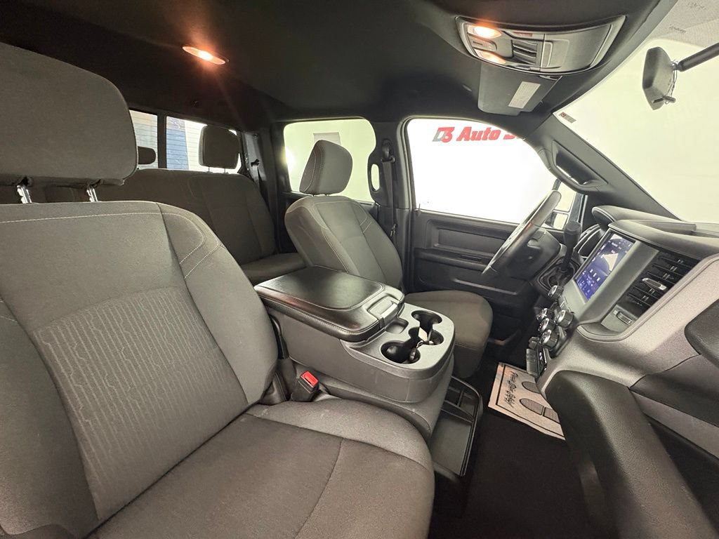 Used 2024 RAM 3500 Tradesman AWD/4WD image 32