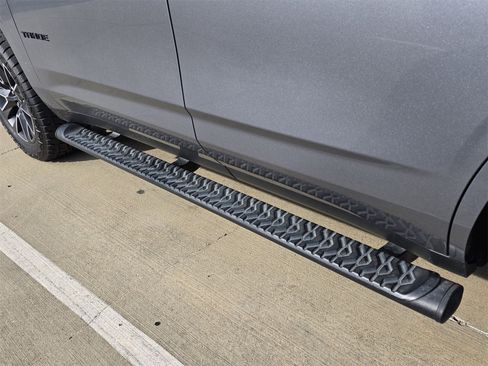 Used 2022 Chevrolet Tahoe Z71 image 6