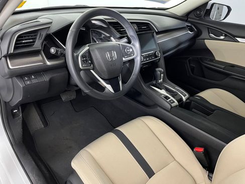 Certified 2020 Honda Civic EX image 3